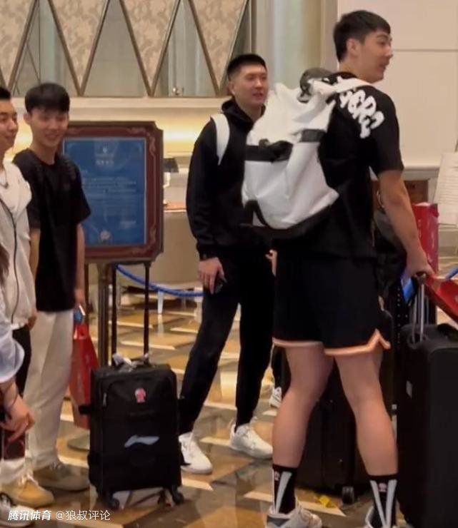 国产精品国产自线在线观看